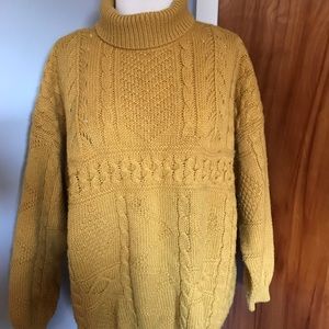 Vintage Benetton sweater. One size.